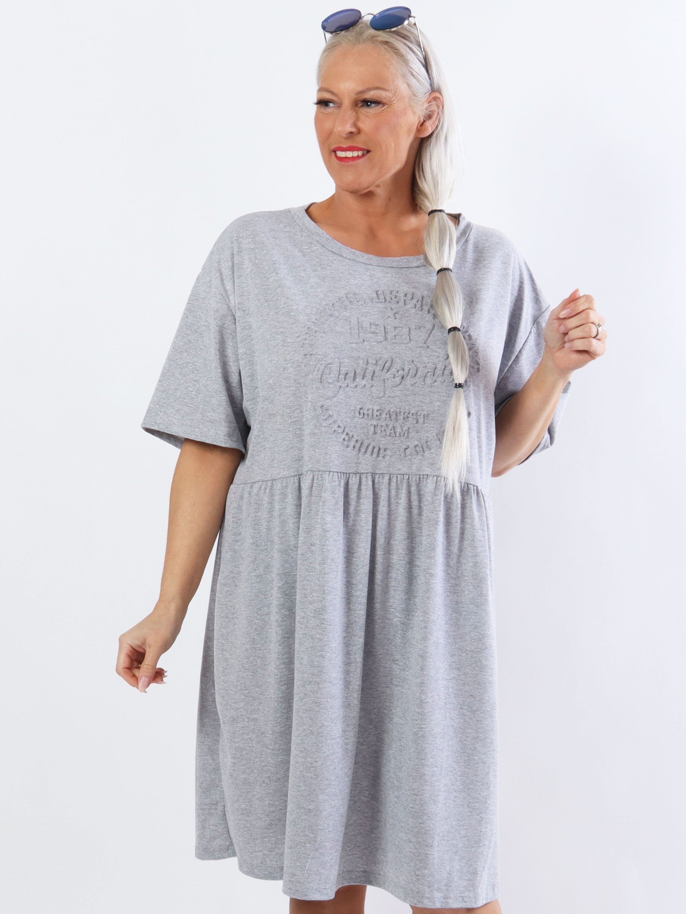 Mynte - Söt bomullsklänning i plus size med 3D-tryck - Pink